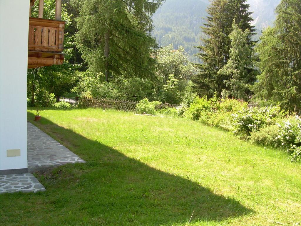 Villa Bernhard ซีอูซี ภายนอก รูปภาพ