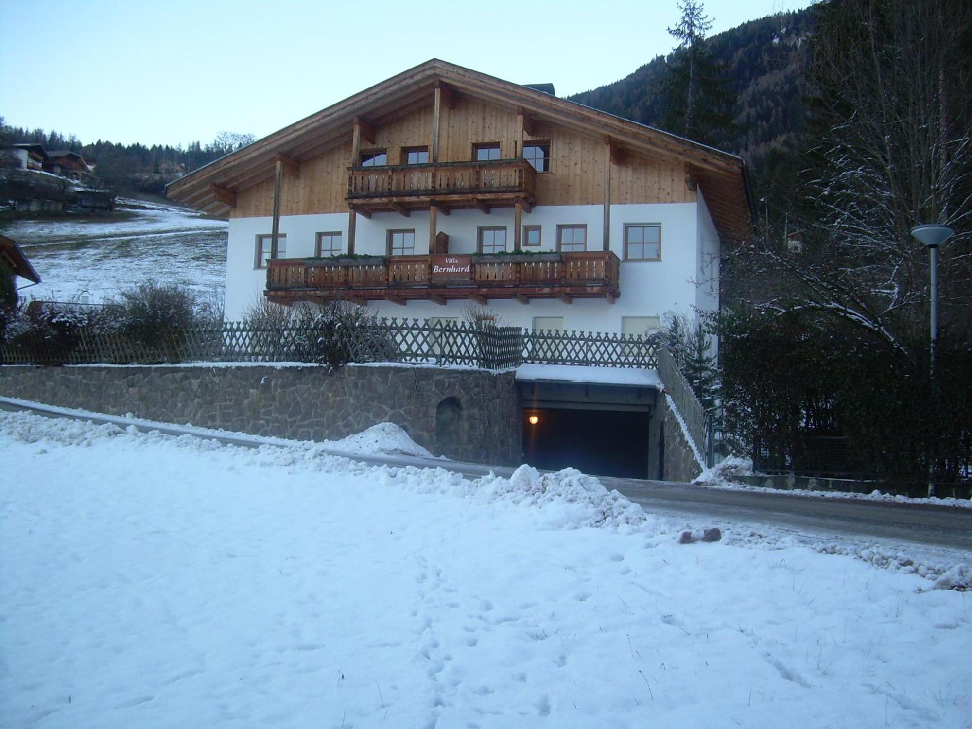 Villa Bernhard ซีอูซี ภายนอก รูปภาพ